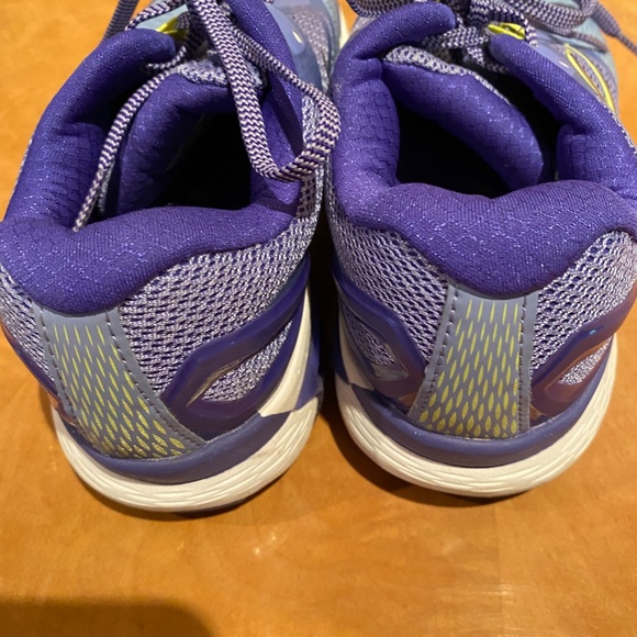 NIKI NEW BALANCE ATHLETIC SHOES - Picture 4 of 8